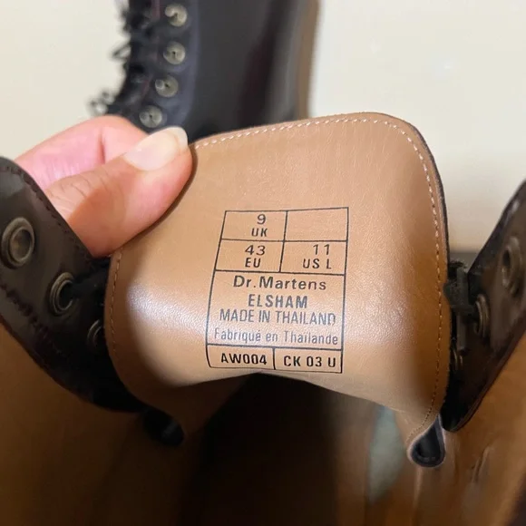 Dr. Martens | Elsham Lace-Up Boots in Cherry Red - Picture 9 of 9